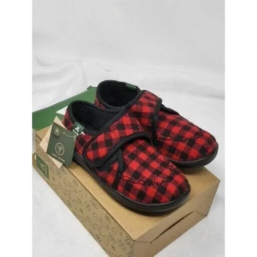 Kamik Kids Cozylodge slippers Size 1 multicolor